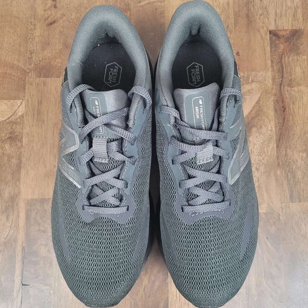 New Balance Fresh Foam Arishi V4 WARISGB4 Women's Running Shoe  Sz  9.5D